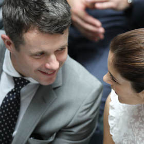 Dánský korunní princ Frederik se svou manželkou Mary, korunní princeznou dánskou, v roce 2011.
