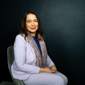 Podle Petry Wünschové pomůže Čechům změnit pohled na fyzické tresty nový zákon o nepřípustnosti tělesného trestání dětí. Za plácnutí po zadku sice nikdo za mříže nepůjde, ale nebít děti se díky tomu stane společenskou normou.