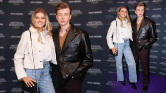 Adam Mišík a Natálie Jirásková jsou fanoušky vintage stylu: Džíny do pasu a kožené sako možná podědili po rodičích