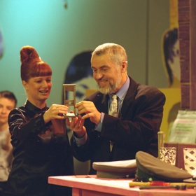 Bára Štěpánová nás fascinovala drdoly s výraznou ofinkou.