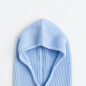 Krátká kukla se stahováním, H&M, 399 Kč