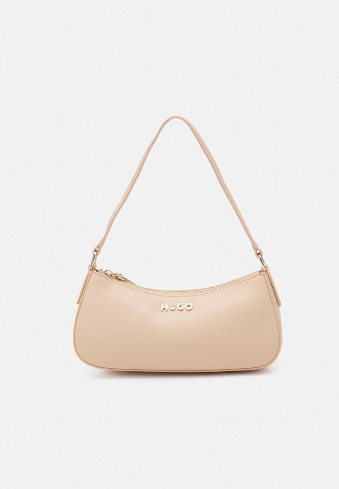 Hugo, Hugo Boss, 1 890 Kč