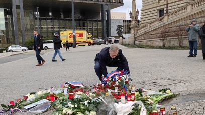 FOTO: Premiér Petr Fiala uctil památku Jana Palacha.