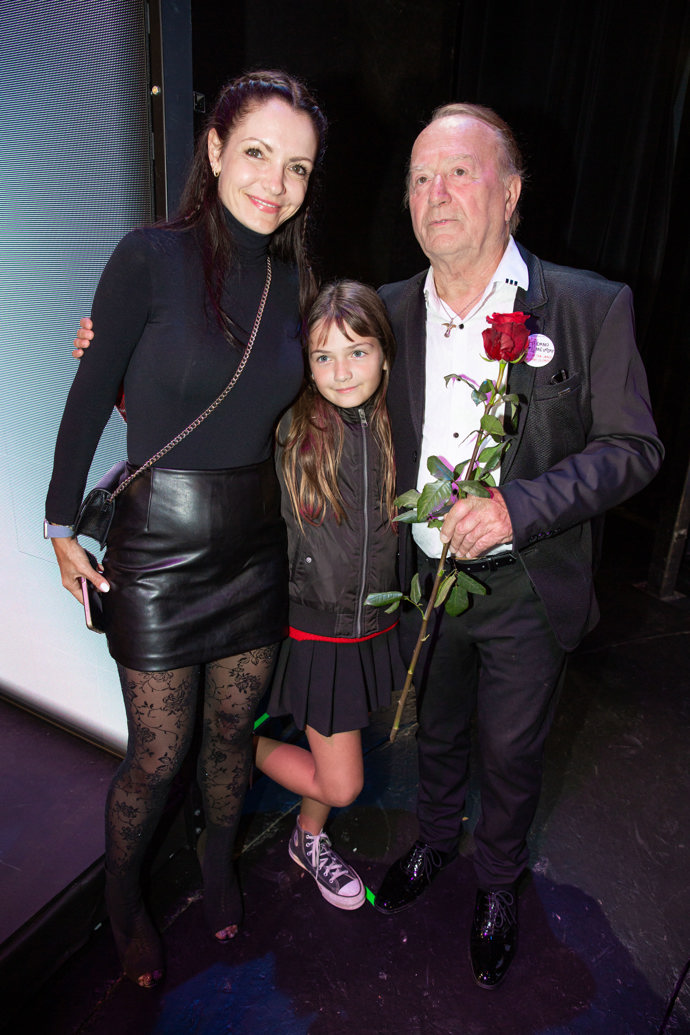 Bude z mladší dcery Petra Jandy také zpěvačka? To ukáže čas.