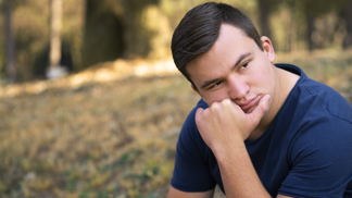 Alex (29): Přítelkyně mi oznámila, že čeká druhé dítě. Budu si muset najít další práci, abych uživil rodinu