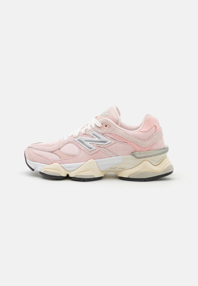 Tenisky, unisex model, New Balance, 4 670 Kč