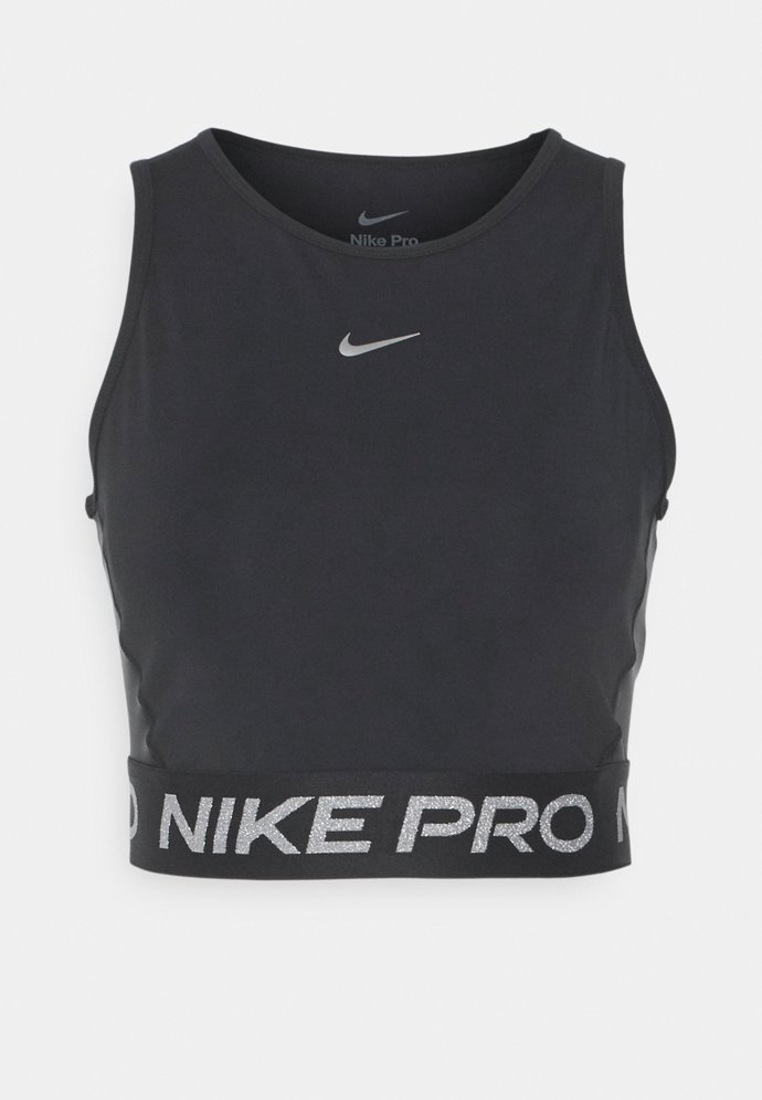 Nike PRO, 1 050 Kč