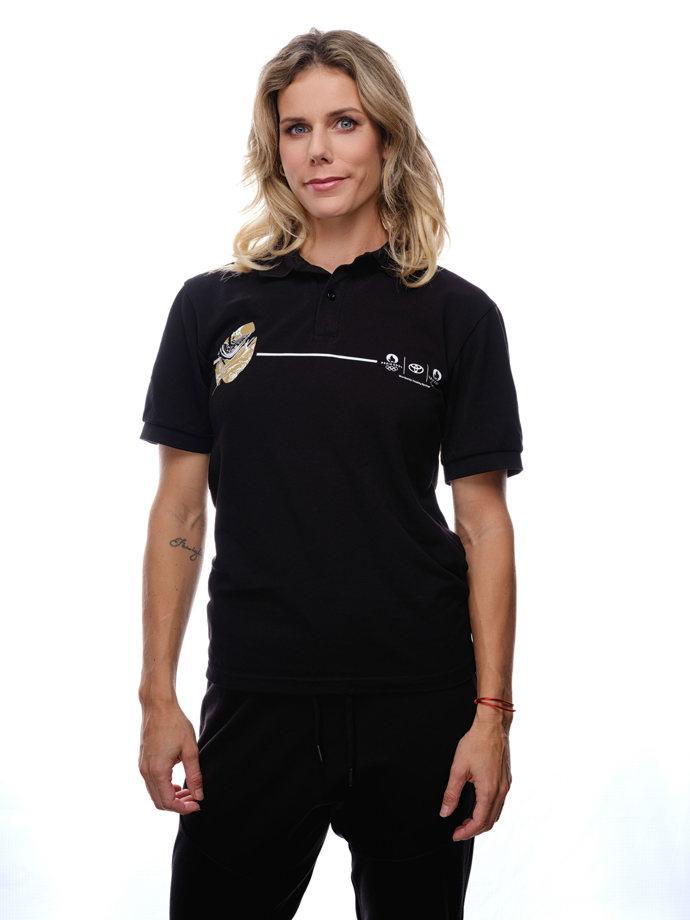 Oštěpařka Nikola Ogrodníková má 33 let a mnohé sportovní úspěchy.