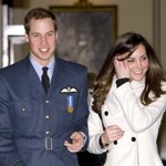 Ačkoliv se Kate před Williamem styděla, brzy zjistili, že mají hodně společného a stali se z nich přátelé, později spolubydlící.