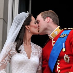 O rok později se konala svatba století.