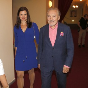 Aneta Stolzová dělala mluvčí Karlu Gottovi od roku 2015 až do jeho smrti v roce 2020.