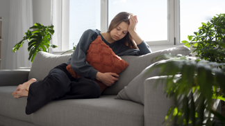 Karla (32): Muž mi pár měsíců před narozením dcery oznámil, že odchází k milence. Jsem na dně, nechci rodit sama