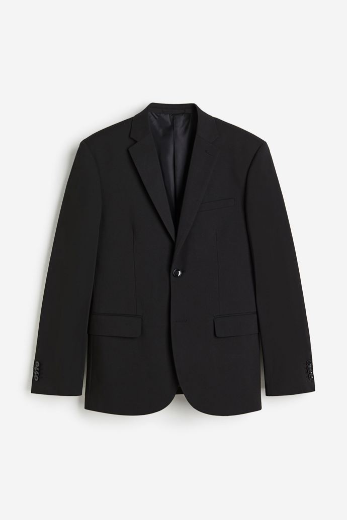 Univerzální kousek do vašeho šatníku, který najdete ve všech následujících outfitech. Sako H&M, 1 279 Kč