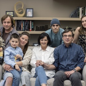 Ažběta Malá je součástí týmu, který pracoval na seriálu Smysl pro tumor.