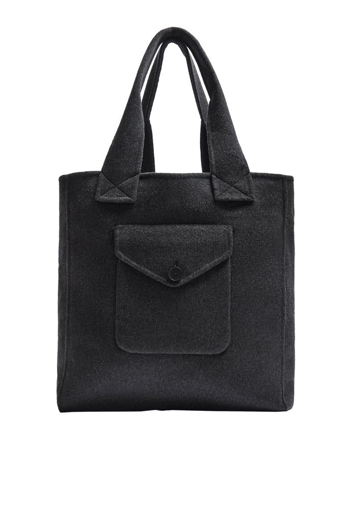 Varianta kabelky nazývané také shopper od značky Zara, 1 299 Kč.