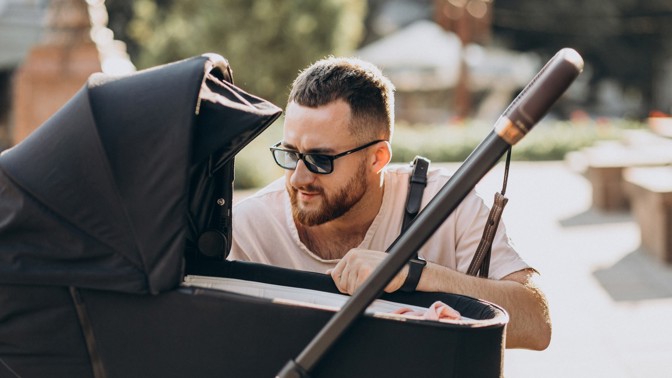 Příběhy o tchánech a tchyních: Tchyni hrozně naštvalo, že chodím s kočárkem na hřbitov. Jenže to je jediné místo, kde je ve městě klid
