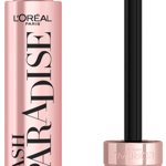 Řasenka je velmi důležitou součástí dokonalého líčení pod brýle. Volte sytý tmavý odstín a nebojte se přidat při líčení horních řas. (Loreal Paris, Lash Paradies Intense Black mascara, 279 Kč)