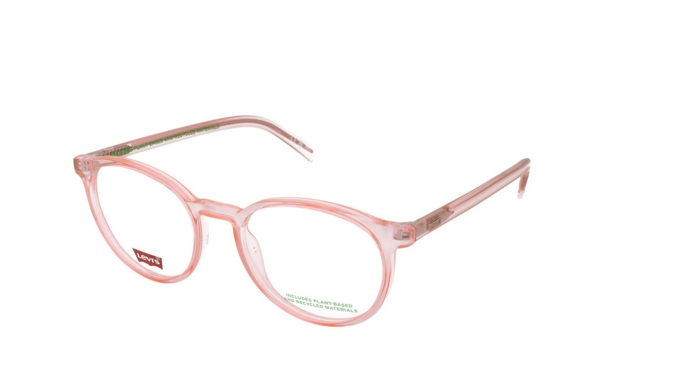 Pozadu nezůstávají ani růžové odstíny. (Levi's, Alensa, 1 669 Kč)