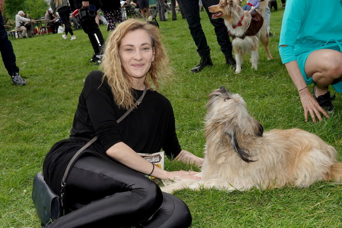 Bára Jánová pejsky podporuje dlouhodobě.