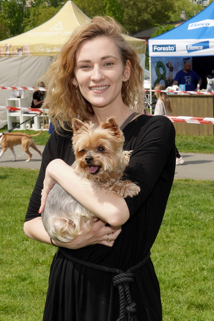 Bára Jánová by si v budoucnu přála mít domeček se zahradou, kde by mohla mít pejsky z útulků. 