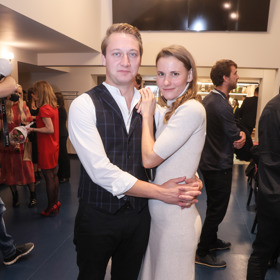 Šárka Krausová byla za svobodna Vaculíková a svého manžela poznala v divadle.