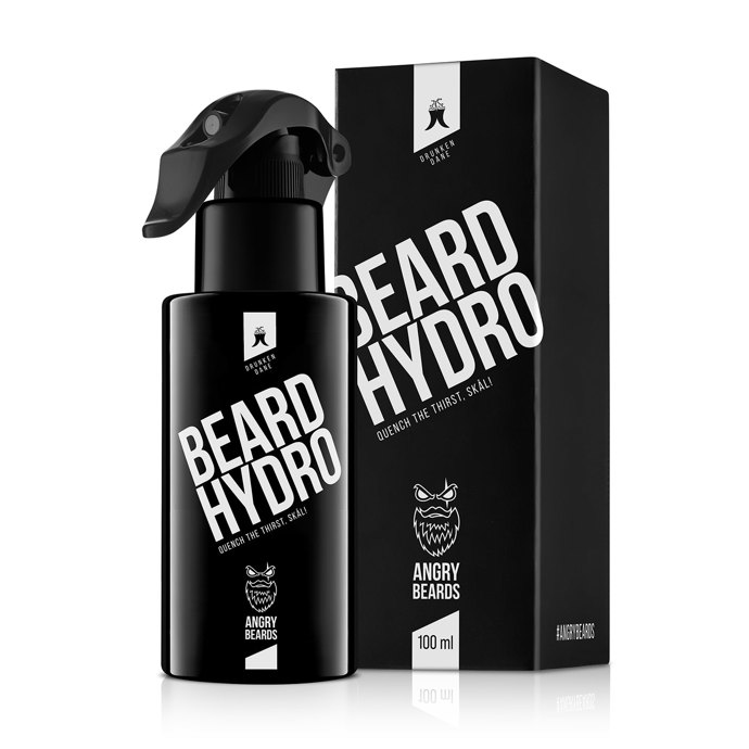 Není na škodu dodat vousům partřičnou hydrataci. (Angry Beards, 499 Kč)
