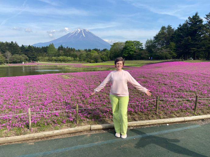 Během pobytu v Japonsku se Hanka zajela podívat i na posvátnou horu Fuji.