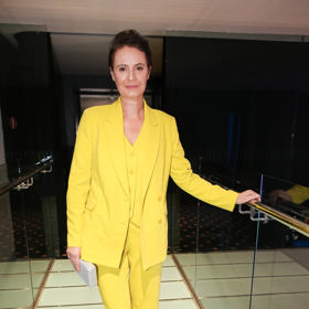 Lence Vlasákové pomáhal a výběrem zářivě žlutého modelu stylista a módní návrhář Lukáš Macháček.