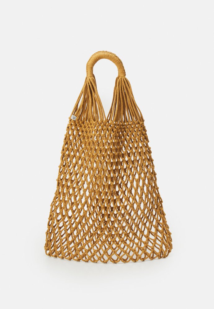 Prostorná síťovka s vyztuženými madly, Nannacay, 2 710 Kč.