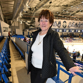 Maminka Anna přišla v doprovodu svého syna Jaromíra Jágra.