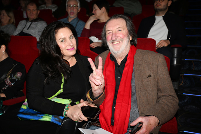 Polívka s Marcelou na premiéře filmu Sucho, kde si herec zahrál jednu z rolí. Zde má Marcela ještě delší vlasy.