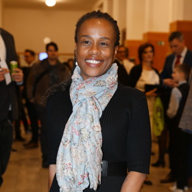 Tonya Graves vždy s dobrou náladou.