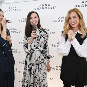 Hana Vagnerová s Annou Brandejs a Jitkou Boho. 