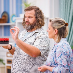 Josef Maršálek září v pořadu Peče celá země. 