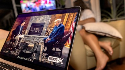 FOTO: Tucker Carlson v rozhovoru s  Donaldem Trumpem.