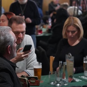 Danuši Nerudovou nespustil bodyguard z očí.