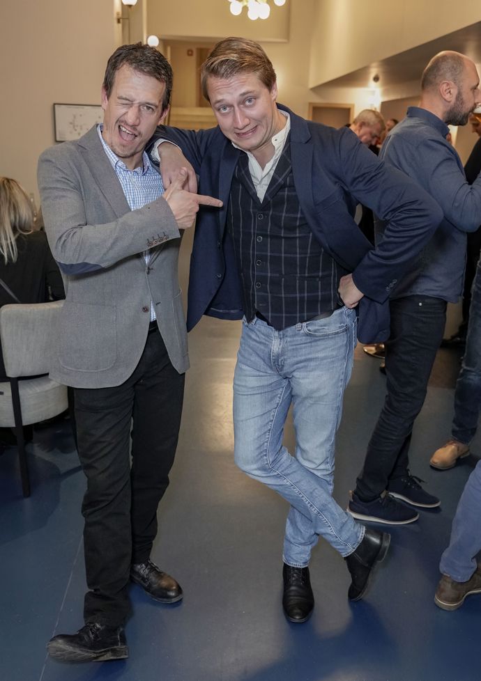 Šárka Krausová se vdala do herecké rodiny - vpravo je její manžel Ondřej Kraus, vlevo jeho bratr Martin Kraus. Oba bratři jsou herci.