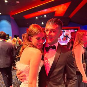 Tomáš je promotér organizace Clash of the Stars, Denisa v organizaci dvakrát zápasila. 