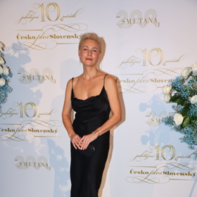 Martina Šmuková byla jako vždy elegantně sexy. 
