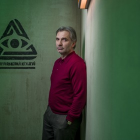 David Zajíc (Jiří Macháček): Pracuje v ústavu již 15 let. Je skeptik a za vším hledá podvod.