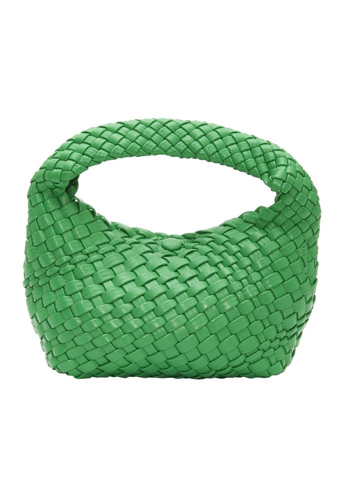 Ikonický tvar, který už jsme někde viděli, to je kabelka Usha, 3 030 Kč