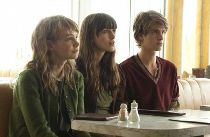 V roce 2010 si Carey Mulligan ve filmu Neopouštěj mě vyzkoušela mullet, a to díky příčesku.