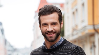 Arnošt (36): Velikonoční pondělí mám moc rád. Je to jediný den v roce, kdy se tchyni můžu pomstít za všechna příkoří