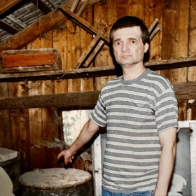 Fotografie z policejní rekonstrukce. Na snímku je Jaroslav Stodola. 