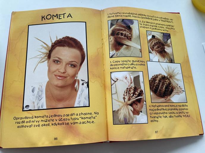 Podrobný postup účesu Kometa.
