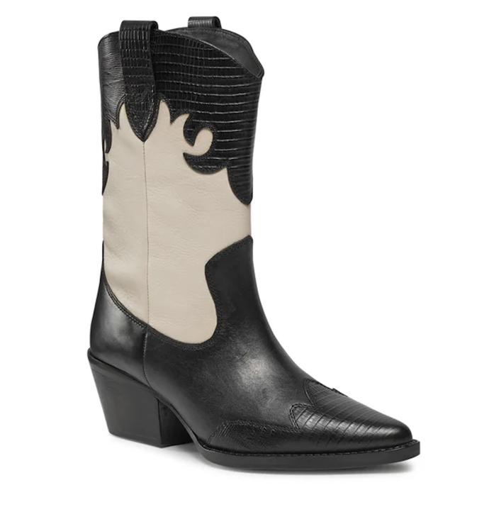 Kovbojské boty. Slfa a omega country stylu. Letos jim dopřejte kombinaci materiálů i barev. (Bronx, 2 890 Kč)