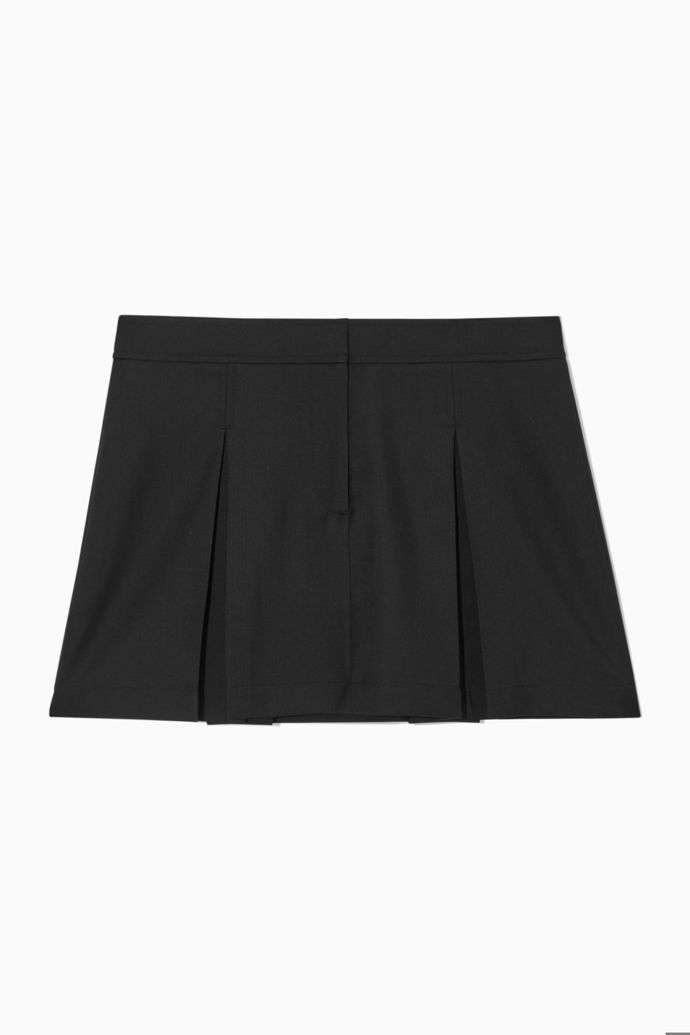 Ultrakrátká mini COS, 2 250 Kč