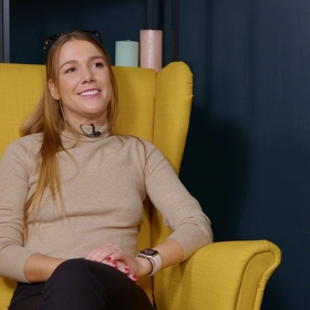 Alexis Crystal zavzpomínala na své začátky v pornobranži. 