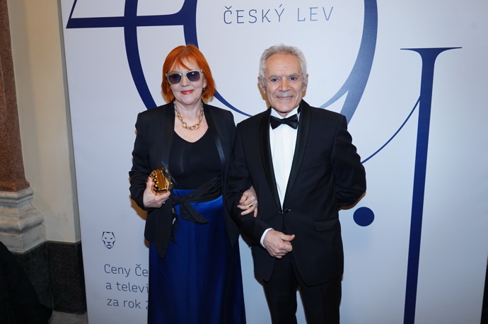 Herečka Lenka Termerová o sobě říká, že rozhodně není konzervativní v péči o svůj zevnějšek.