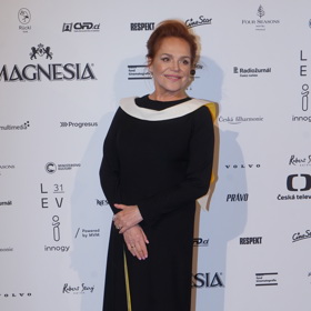 Také Dagmar Havlová ve slavnostní večer nešlápla vedle.